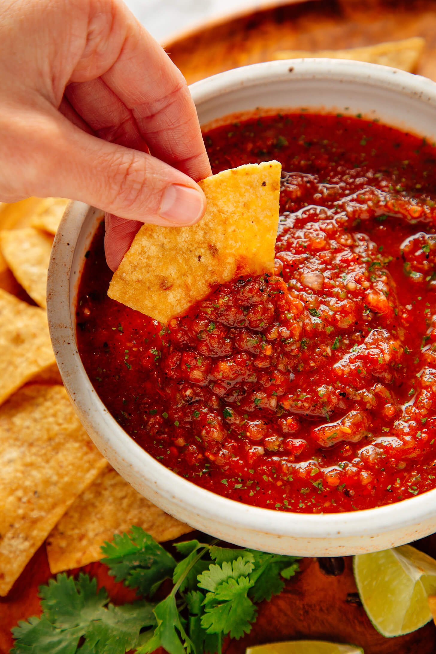 chipotle salsa with tortilla chips