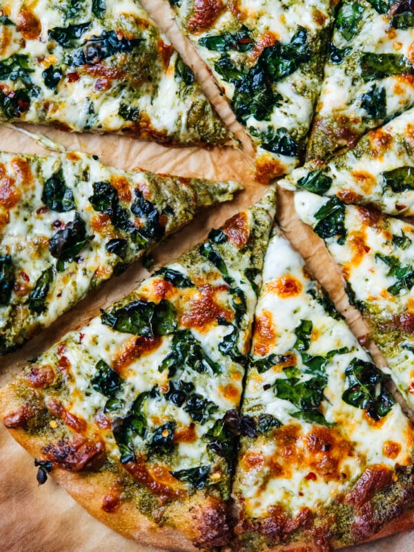 kale pesto pizza