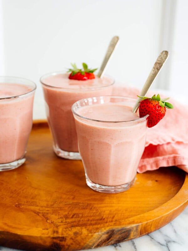 simple strawberry smoothie recipe