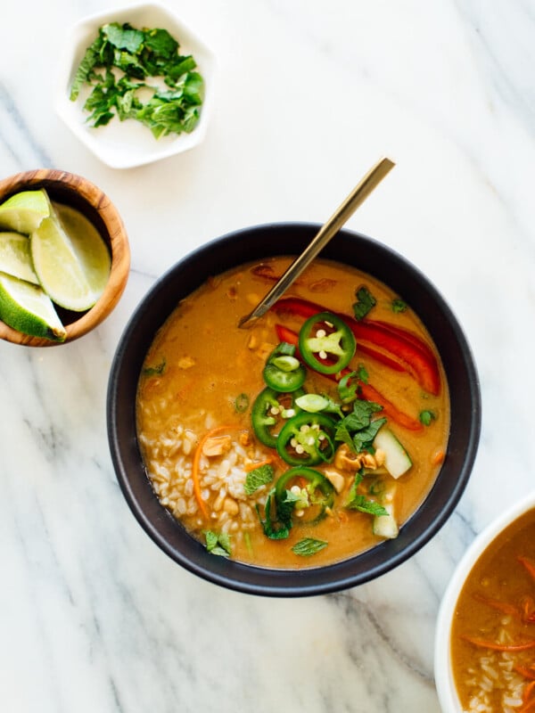 Thai peanut rice veggie bowls