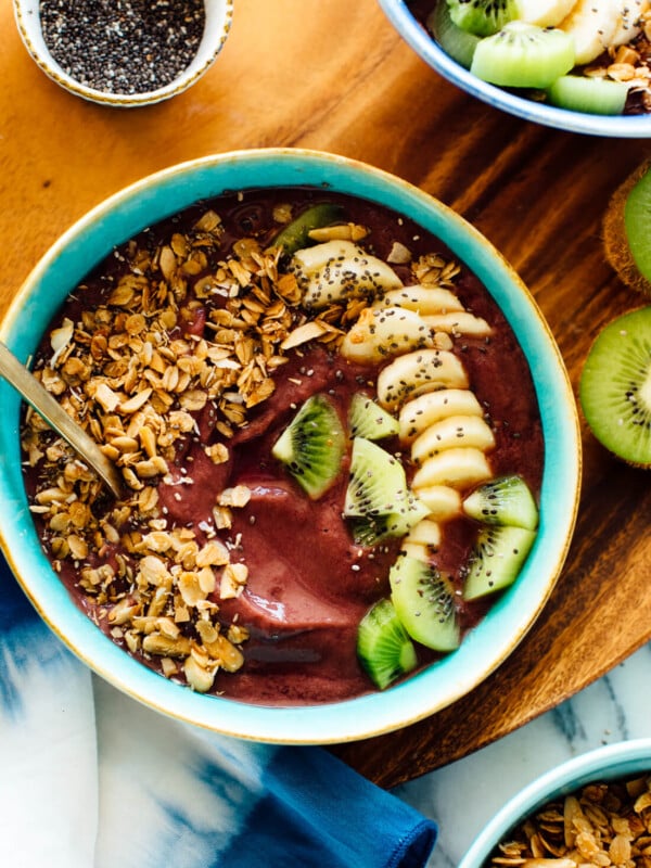 tropical acai bowl recipe